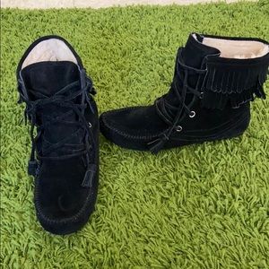 Minnetonka moccasin lace up booties